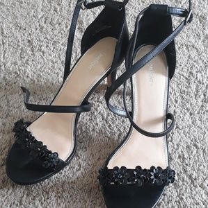 Black dress shoes
